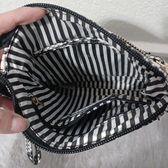 Set of Two SOLENE Bags, Snakeskin Print Wallet, NWT PAPARAZZI Bracelet - Picture 3 of 8